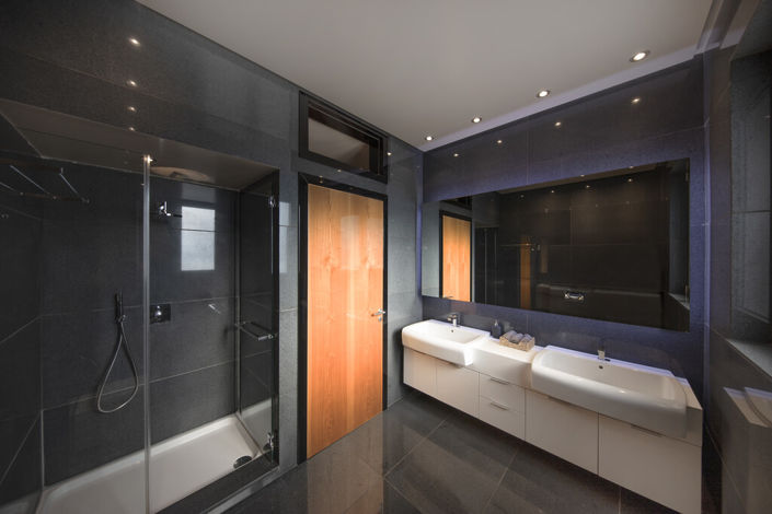 Image No.9-5 Bed Villa for sale