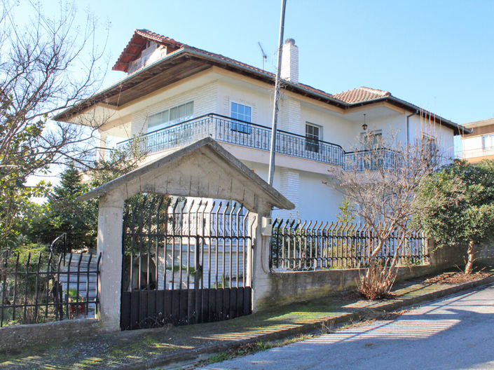 Image No.3-Propriété de 4 chambres à vendre à Katerini