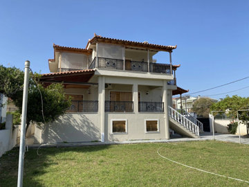 1 - Corinthia, Property