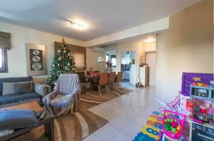 Image No.11-2 Bed Flat for sale