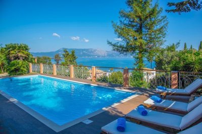 Photo 1 - Villa 470 m² in Ionian Islands
