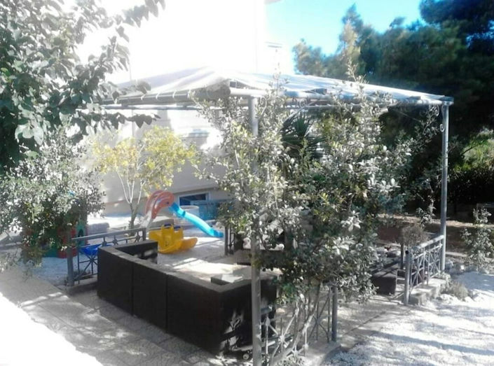 Image No.6-Propriété de 5 chambres à vendre à Lagonisi