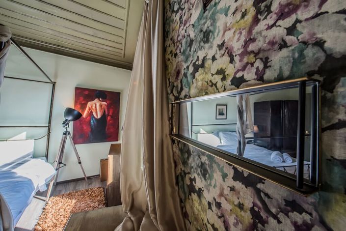 Image No.22-3 Bed Property for sale