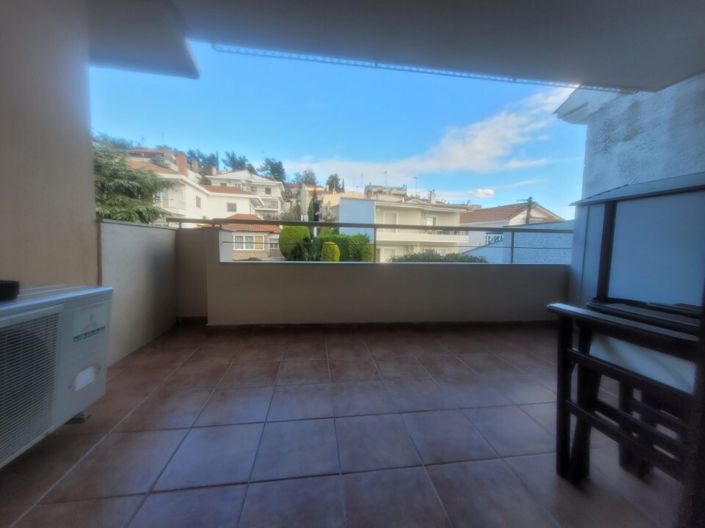 Image No.24-3 Bed Maisonette for sale