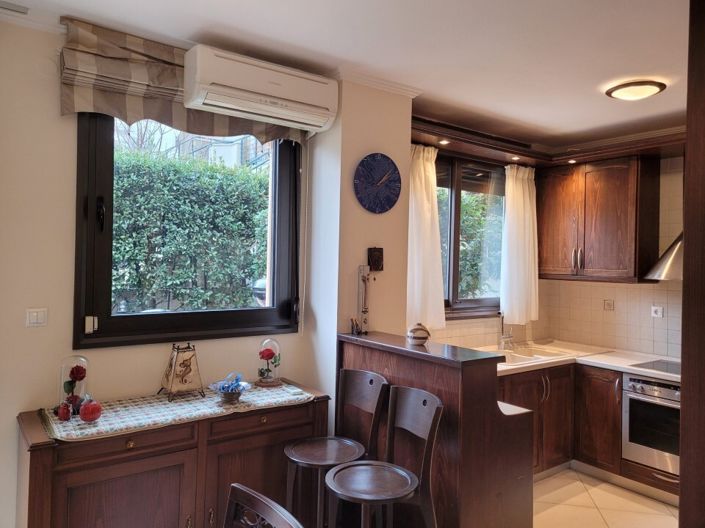 Image No.9-3 Bed Maisonette for sale