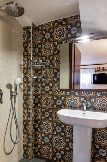 Image No.13-2 Bed Maisonette for sale