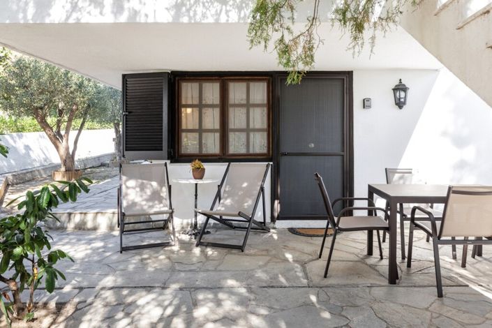 Image No.16-2 Bed Maisonette for sale