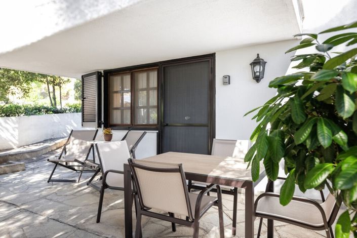 Image No.17-2 Bed Maisonette for sale