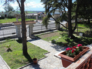 Photo 3 - Cottage 240 m² in Macedonia