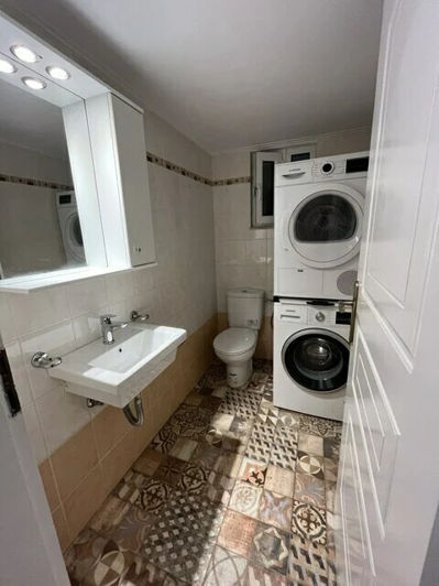 Image No.13-3 Bed Flat for sale