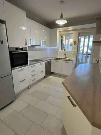 Image No.4-3 Bed Flat for sale