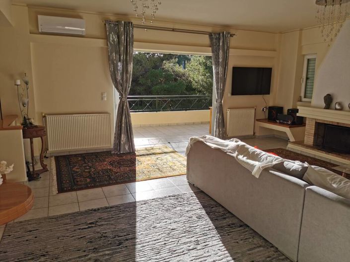 Image No.15-4 Bed Property for sale