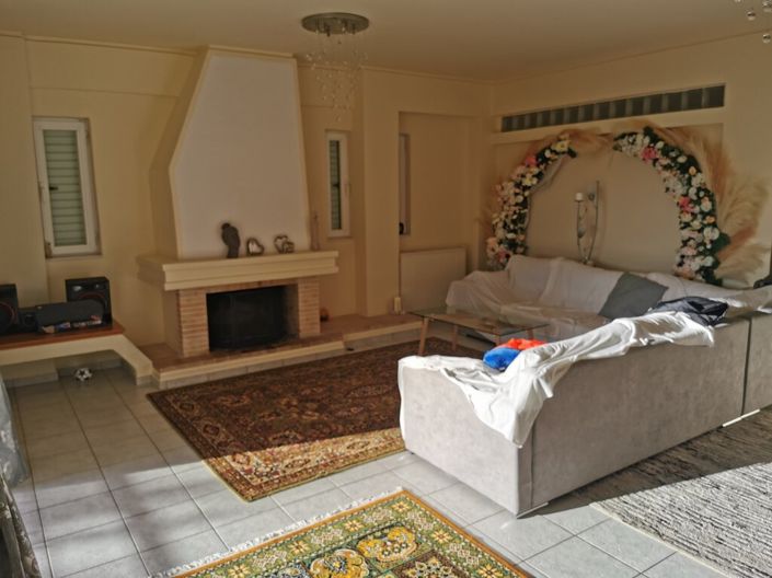 Image No.21-4 Bed Property for sale