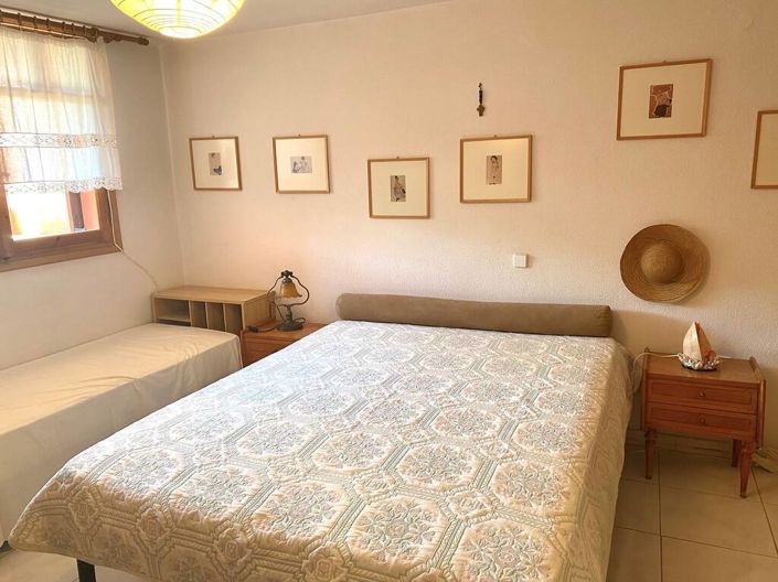 Image No.9-4 Bed Property for sale