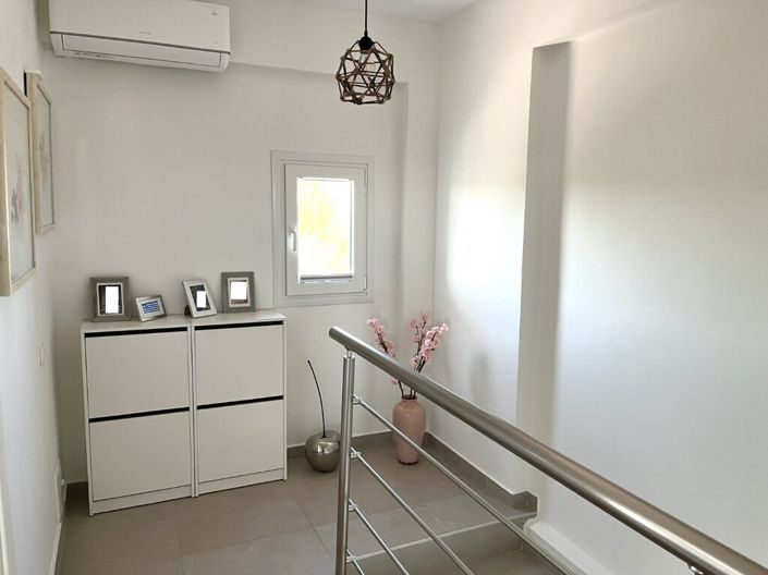 Image No.15-3 Bed Property for sale