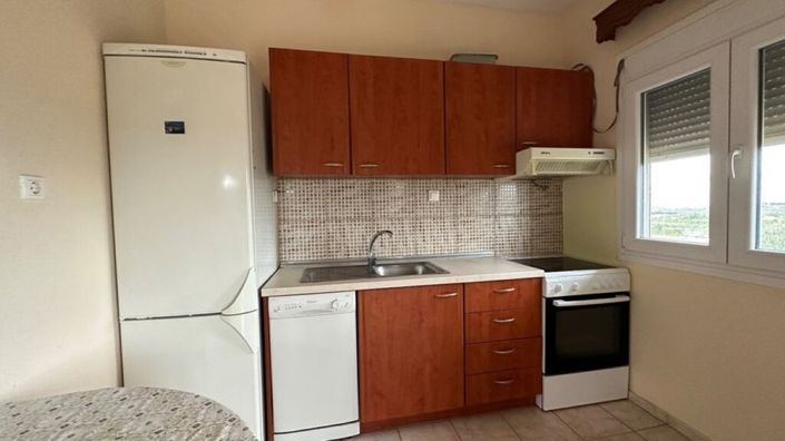 Image No.15-2 Bed Property for sale