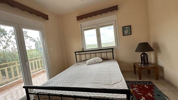 Image No.24-2 Bed Property for sale