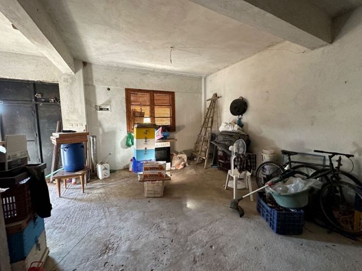 Image No.28-2 Bed Property for sale