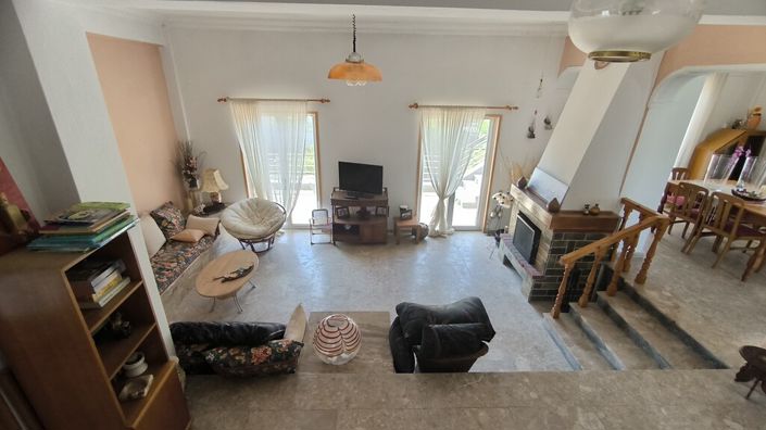 Image No.8-4 Bed Property for sale