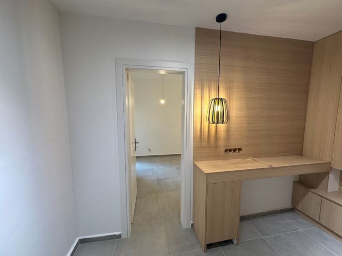 Image No.2-2 Bed Flat for sale