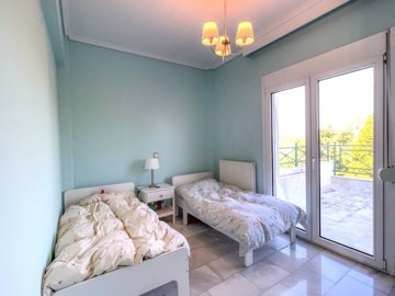 Photo 9 - Villa 210 m² in Thessaloniki