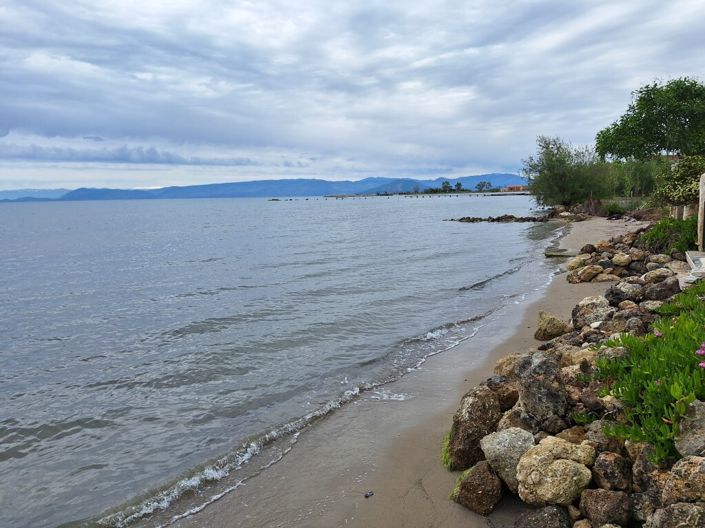 Image No.27-2 Bed Maisonette for sale