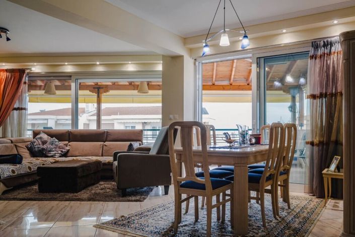 Image No.5-3 Bed Flat for sale