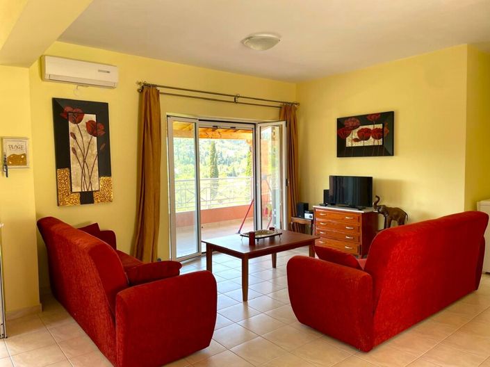 Image No.14-Propriété de 3 chambres à vendre à Sinarades