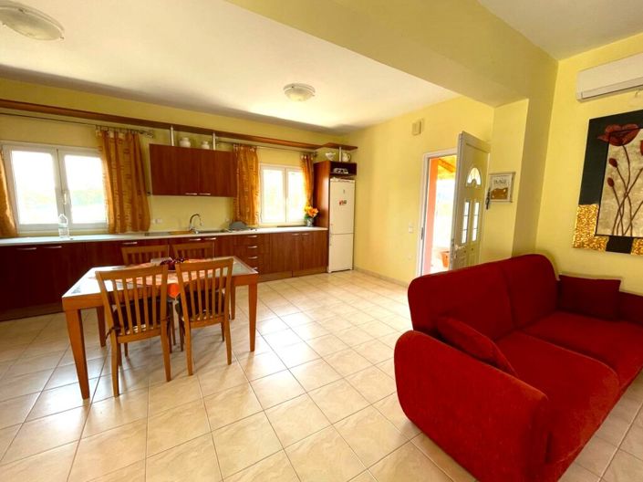 Image No.15-Propriété de 3 chambres à vendre à Sinarades