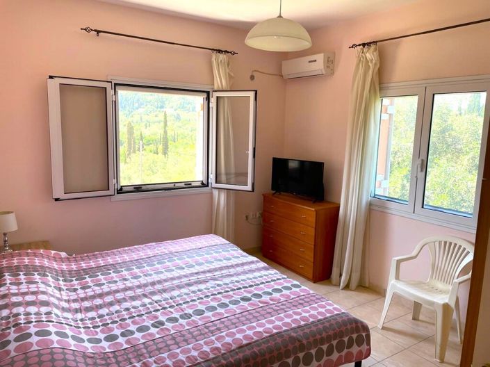 Image No.25-Propriété de 3 chambres à vendre à Sinarades