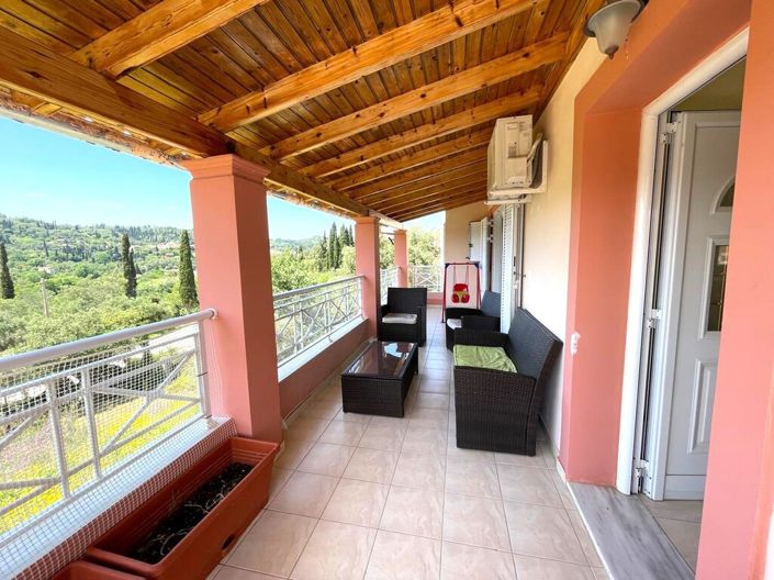 Image No.1-3 Bed Property for sale