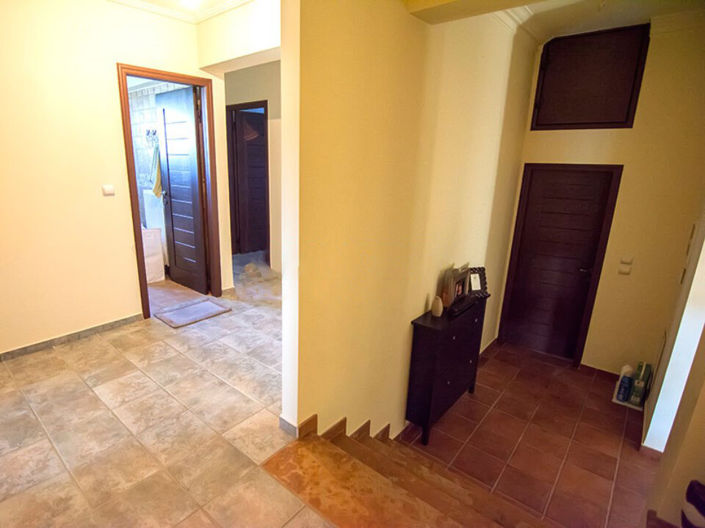 Image No.11-3 Bed Property for sale