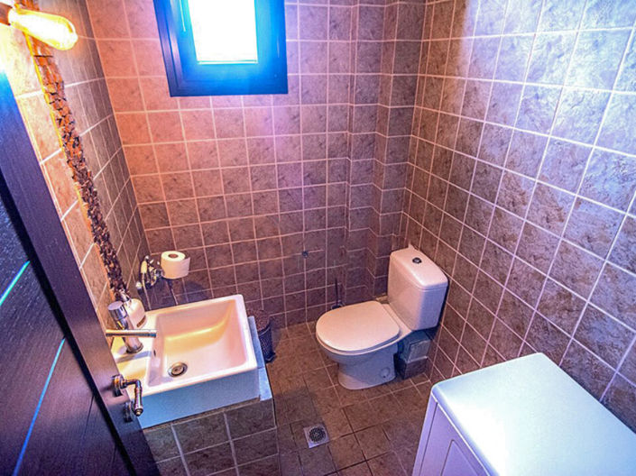 Image No.16-3 Bed Property for sale