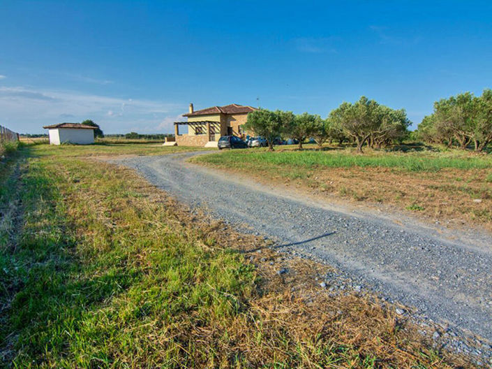 Image No.3-3 Bed Property for sale