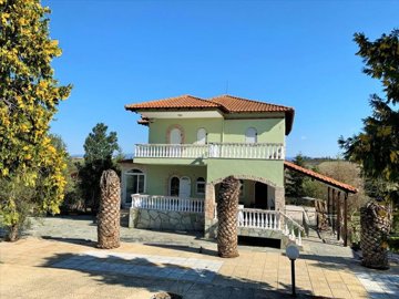 Photo 1 - Cottage 350 m² in Thessaloniki