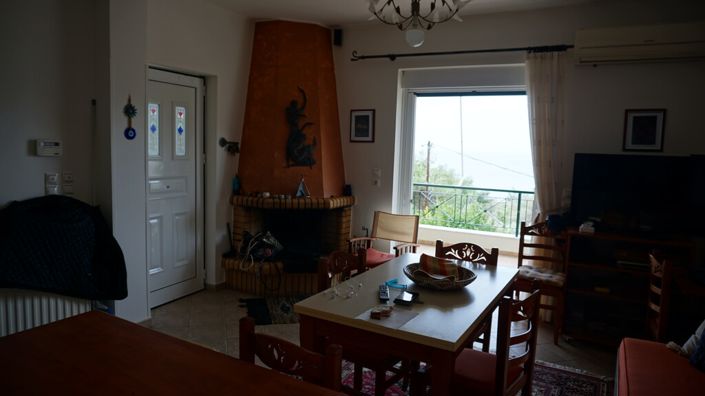 Image No.16-5 Bed Property for sale