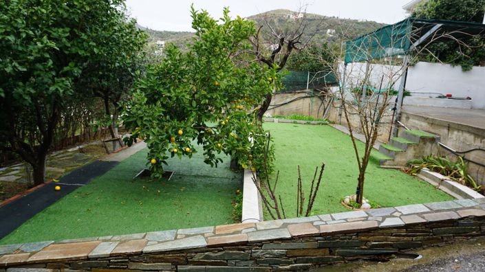 Image No.4-5 Bed Property for sale