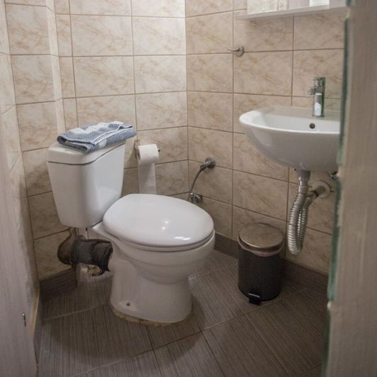 Image No.9-2 Bed Flat for sale