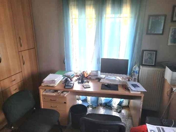 Image No.10-4 Bed Property for sale