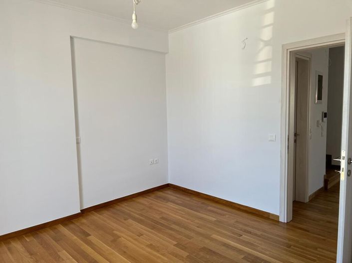 Image No.28-3 Bed Duplex for sale