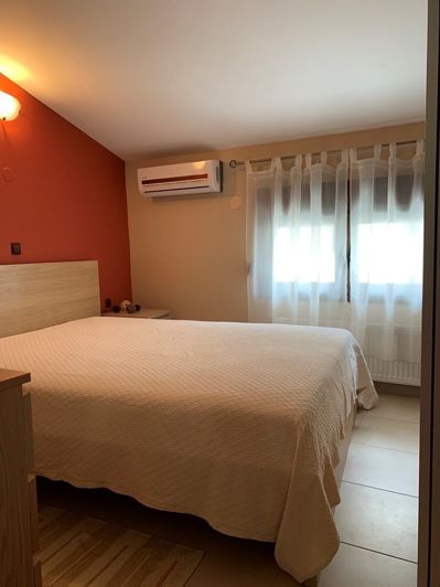 Image No.18-4 Bed Duplex for sale