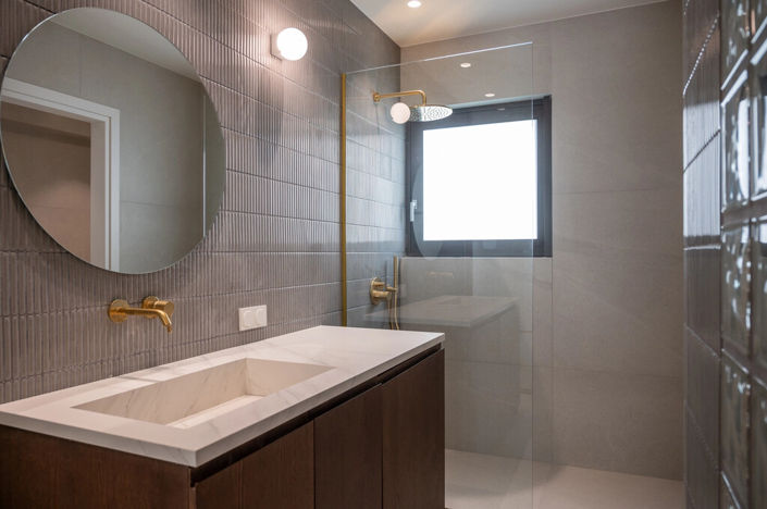 Image No.13-2 Bed Flat for sale