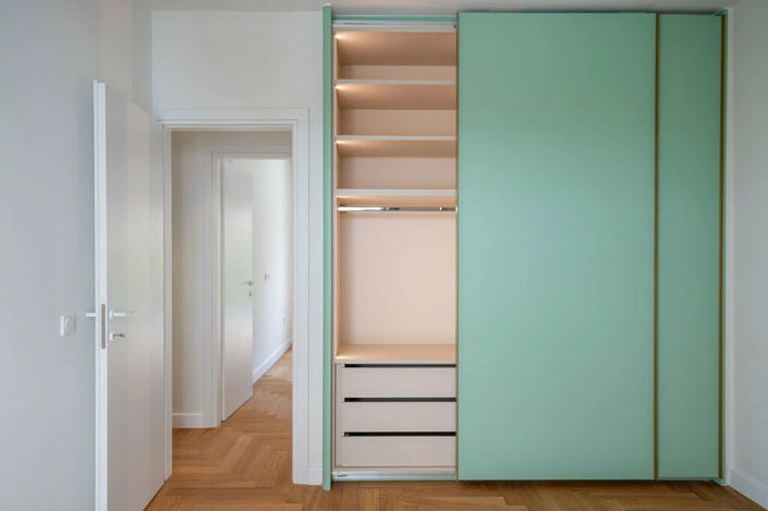 Image No.19-2 Bed Flat for sale