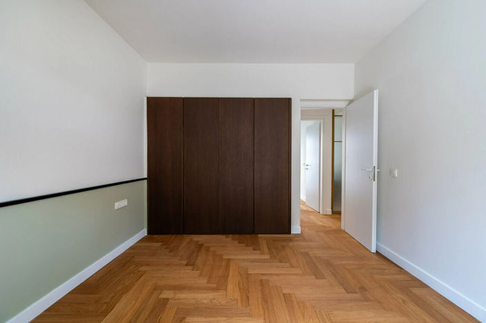 Image No.20-2 Bed Flat for sale