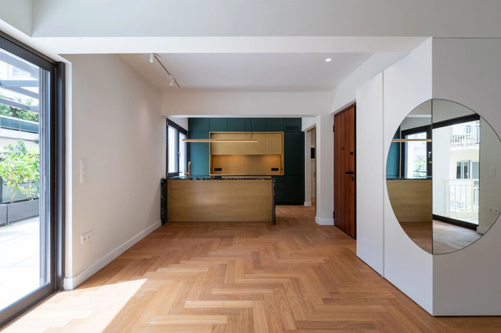 Image No.8-2 Bed Flat for sale