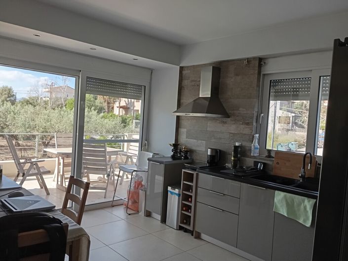 Image No.21-3 Bed Maisonette for sale