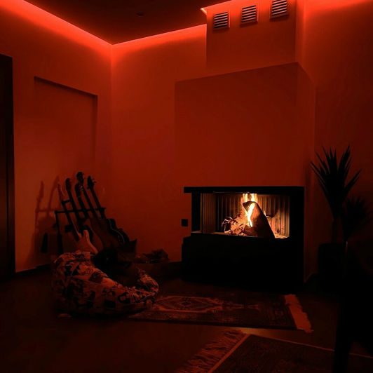 Image No.25-2 Bed Flat for sale