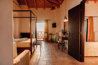 Photo 10 - Hotel 2500 m² in Peloponnese