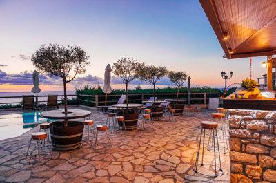 Photo 3 - Hotel 2500 m² in Peloponnese