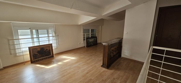 Image No.10-4 Bed Maisonette for sale